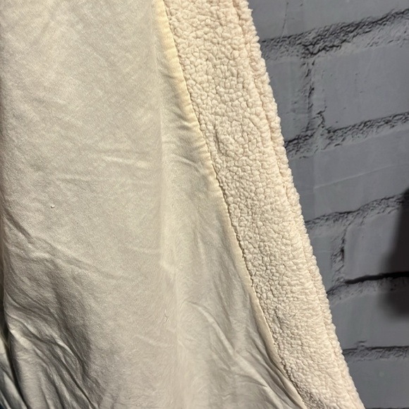 L.L. Bean Navy Blue Cardigan With Toggle Buttons Size Large - Picture 6 of 7